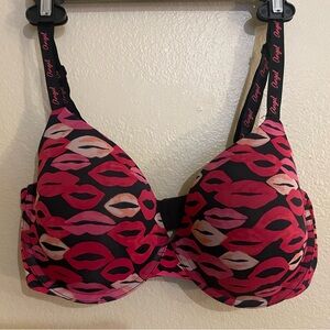 Victoria’s Secret 36DD Lip Print Bra Like New